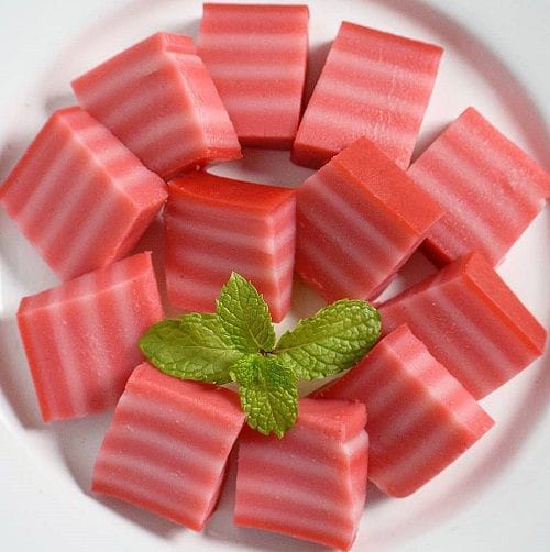 Kue Lapis Stoberi